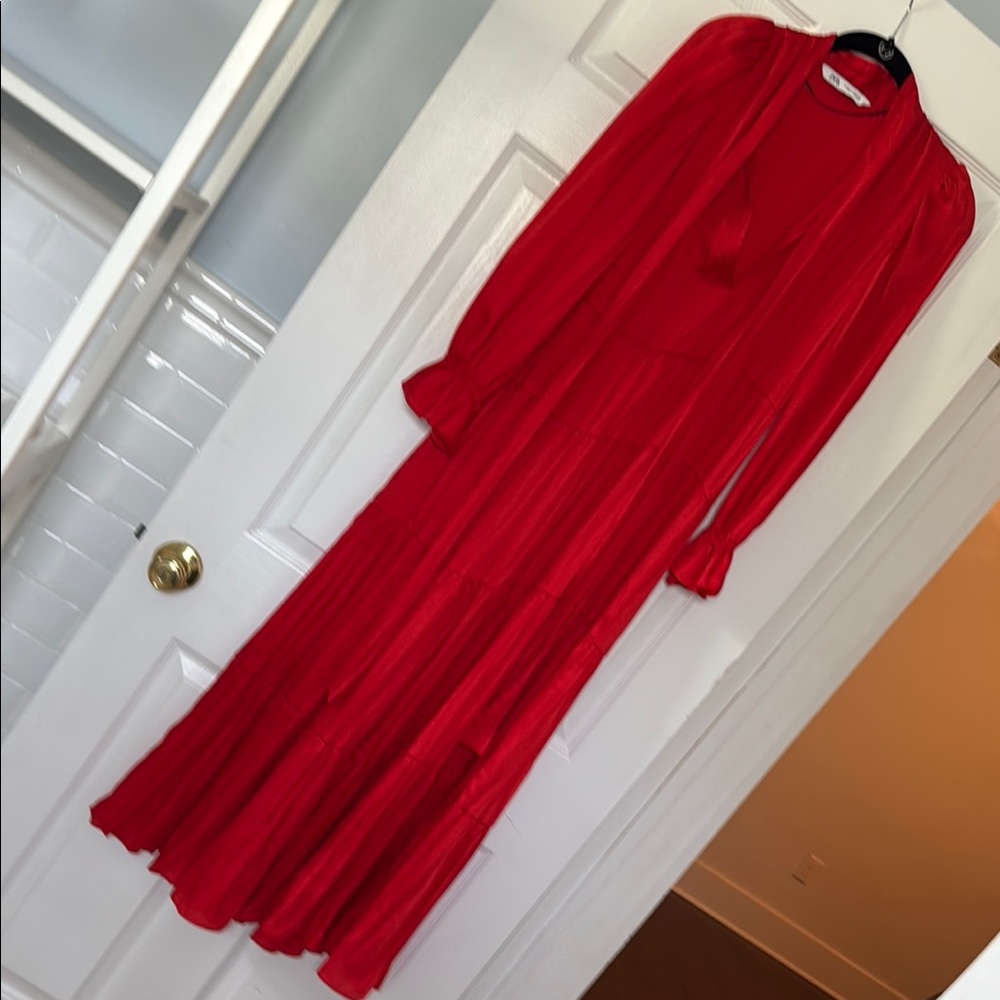Elegant ZARA Red Maxi Dress